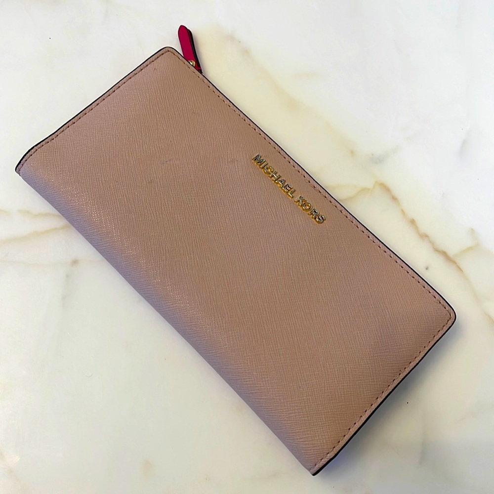 Michael Koran light and dark pink wallet